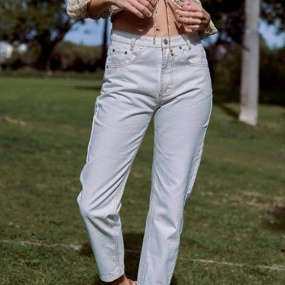 Nasty Gal White Denim Cargo Jeans W/elastic Cuff details Sz 10 - Picture 3 of 16